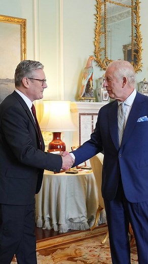 𝐖𝐢𝐧𝐝𝐬𝐨𝐫 𝐑𝐨𝐲𝐚𝐥 𝐅𝐚𝐦𝐢𝐥𝐲 on Instagram: "🚨NEW VIDEO🚨 King Charles III received Keir Starmer at Buckingham Palace after Labour’s election victory The King had to formally ask Starmer to form a new government before he could be appointed as the new prime minister 🎥 Guardian News . . #new #post #king #charlesiii #kingcharlesiii #queen #camilla #queencamilla #queenconsort #dukeandduchessofedinburgh #princeandprincessofwales #princewilliam #princessofwales #queenelizabethii #westminst