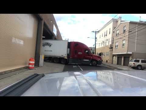Blind side backing/Alley dock (Union City New Jersey) PREMIO FOODS *WORSE DOCK