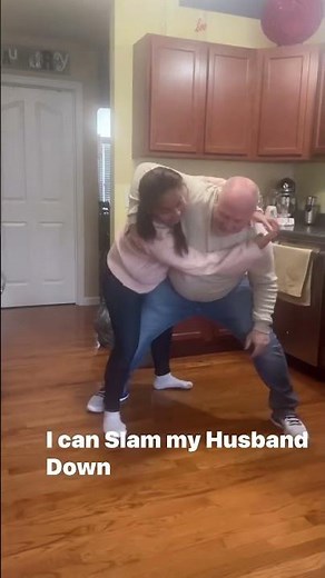 I CAN SLAM MY HUSBAND DOWN WRESTLING WIFE VS HUSBAND #shortvideo #wrestling #shorts