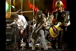 Iron Maiden - Live In Bremen, Germany (29-4-1981) 01 - The Ides Of March "Intro" 02 - Prowler 03 - Sanctuary 04 - Phantom Of The Opera 05 - Iron Maiden 06 - Wrathchild 07 - Innocent Exile 08 - Another Life | Fans of iron maiden
