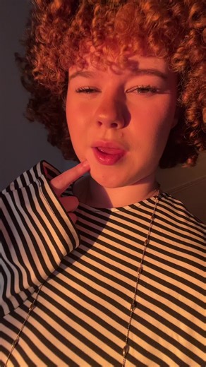 Vidéos de annazaelll (@annazaelll) avec son original - HatmanTwitch