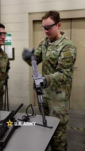 Training LTs on the guns!