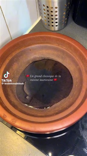 Vidéos de Captaincook (@captaincookofficiel) avec son original - Captaincook