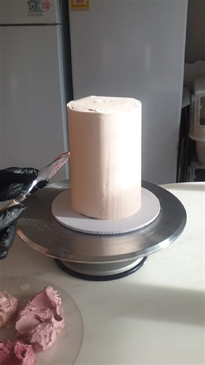 Creating cake texture 🍰 #cake #tiktok #showme #tiktoktrends #tutorial #fyp #cakevideo