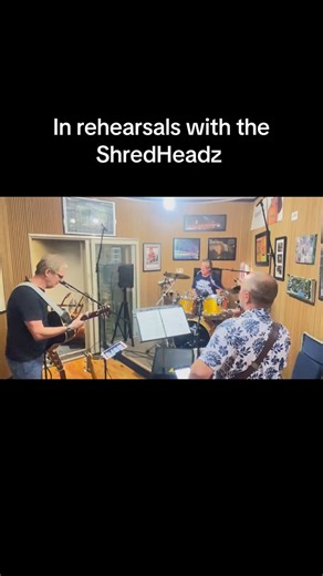 When you have a drumm Rehearsal with the ShredHeadz too much fun! 🚨 ATTENTION FRIENDS & GUITAR GEEKS! 🎸 Brad Davis Power Trio – Live at Love & War in Texas (Plano) 📅 Sunday, Nov 30 🎶 Part of the legendary #ShinerSunday series Named by Guitar World Magazine as one of the greatest Texas guitarists of all time. Brad Davis will be tearing it up with: 🔥 Original, jaw-dropping guitar work 🤠 Country, rock, bluegrass, classical & Americana ⚡ High energy, and pure Texas grit 🎟 Get your ticket now 