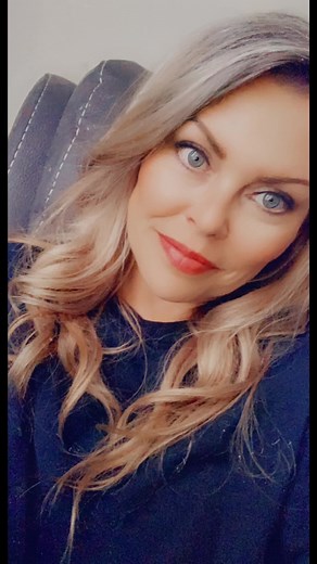 Jessie Moore (@jessiemoore911)’s videos with original sound - Simon Gilham