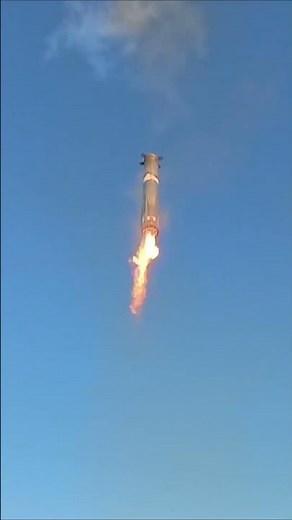 WOW! Starship Booster Hovers Mid-Air Before Epic Ocean Splashdown! #spacex