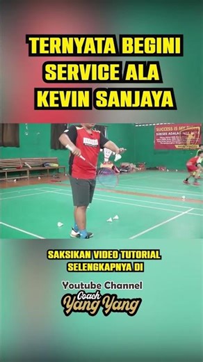 It turns out this is how Kevin Sanjaya serves (Coach Hafiz's complete tutorial)