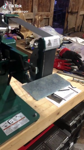 New grizzly 2x42 belt grinder, stay tuned for attempts at knife making. #bladesmith #knifemaking