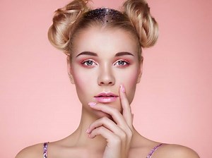 40 Quick & Easy Space Bun Hairstyles For A Trendy Look