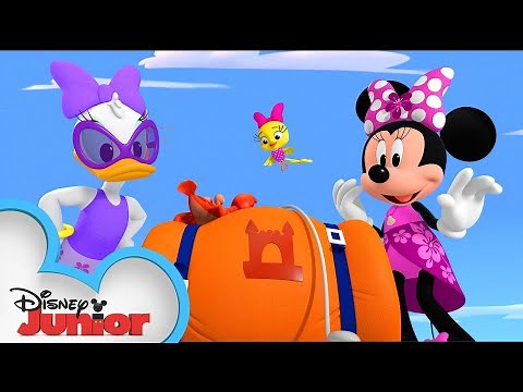Escape from Bouncy Castle Island | Minnie's Bow-Toons 🎀 | ‪@disneyjr‬
