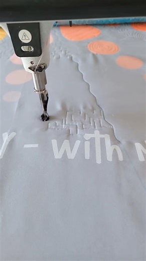 Comment "Beginner" and I'll send you the link to my FREE class; Free-Motion Filler Frenzy! This class is the perfect place to start your Free-Motion Quilting journey! #FreeMotionQuilting #QuiltingJourney #BeginnerQuilting #SewingCommunity #CreativeCrafts | Piece N Quilt