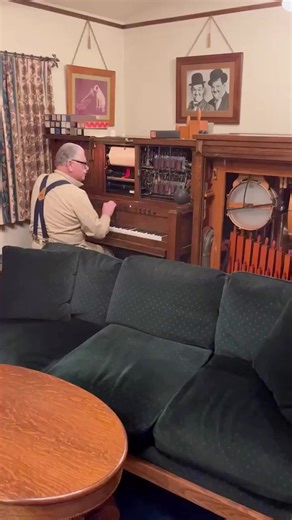 🎵 Joe Rinaudo and his Fotoplayer 📷 Alex Heflin #joerinaudo #musicproduction #makingmusic #fun #musicmaking #instrument #fotoplayer #music | Avid Pro Tools