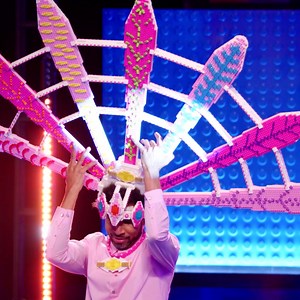 Still shaking over that 5️⃣ second pose. 😅 Catch up on full videos at our YouTube channel. 📺 | LEGO Masters