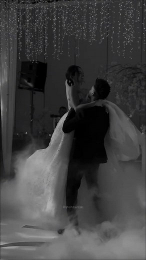 Best Feeling: Memorable Wedding First Dance Moments