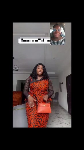 Beautiful Ankara Skirt and Blouse Style for Plus Size Ladies in the House AnkaraFashion.com.ng #fashion #ankaradress | AnkaraFashion.com.ng