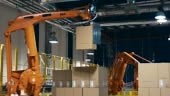 A robot lifting Packing with products