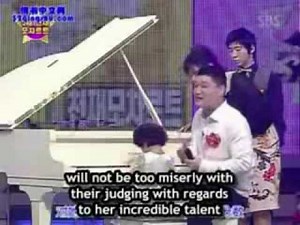 Blind 5 year old plays piano (makes you cry)