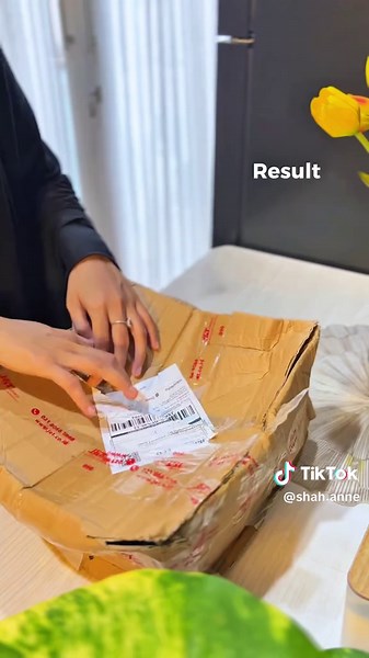 Yuk belajar bareng cara set up posisi HP biar dapat angle yang pas dan bagus 💛 Semoga temen temen gak bosan ya isi kontennya gitu gitu aja 🌱 Semoga bermanfaat ya semangat ngonten terus temen temen 💛🌱 Yang mau hasilnya jernih kayak VT” aku bisa DM ya upgrade CC pro dengan harga murah 💛😊 #tipsngonten #setup #unboxing #homeliving #BTS #kreatorpemula