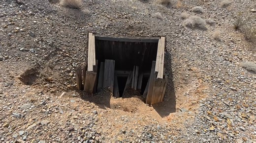 Google Maps shows this place – but it may not exist at all