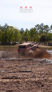 Big Block Ford Early Bronco Mudding #mud #horsepower #offroad #megatruck | Moto Doggo