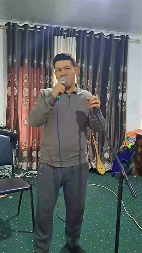 Mirzohid Atamurodov on Instagram: "Ko'kda kulgan to'lin oy. @nodiraxon.song #uzbekistan🇺🇿 #samarqand #rek #xit"