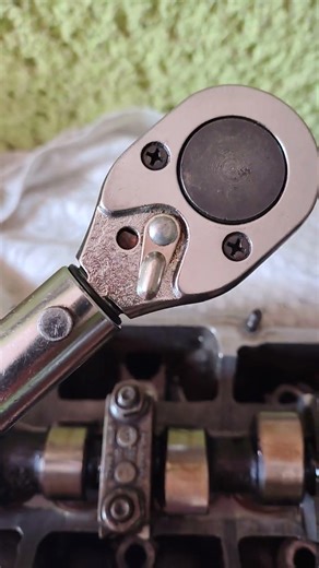 Pointer 1.8 camshaft torque