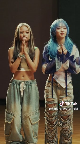 新曲「ブルージーンズ」YURIで楽しむ