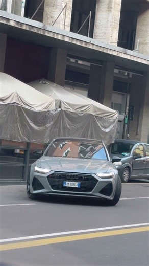 AUDI RS6 IN BOLOGNA ITALY 🇮🇹 #shorts #automobile #audi #rs6