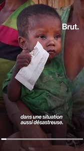 Pendant ce temps-là, dans le sud de Madagascar, les habitants dont de nombreux enfants souffrent de la faim. C'est la conséquence d'une sécheresse exceptionnelle qui frappe cette région. Les organisations humanitaires lancent l'alerte. | Brut