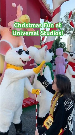 Christmas and Holiday Fun at Universal Studios! #christmas #themepark #holiday