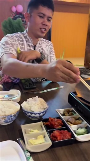 My Eating Buddy: A Foodie Adventure