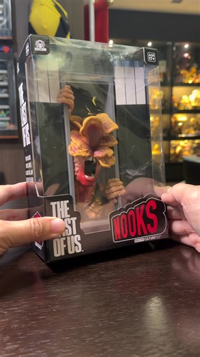 Never knew we needed nooks for our movies, games and books till now. These Alien Xenomorph, Chucky and The Last of Us Clicker Nooks by CultureFly are simply geektastic! #Alien #Xenomorph #Chucky #Nook | Geek Culture
