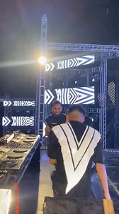 😍🔺 | Apex Entertainment