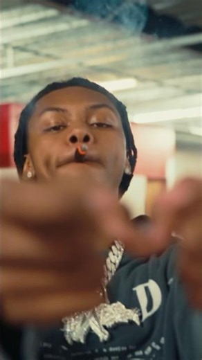 people know me overseas 🏴‍☠️🩸