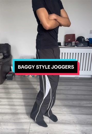 Definitely get a size up💪#baggyjoggers#streatwear#fashiontiktok#TikTokShop