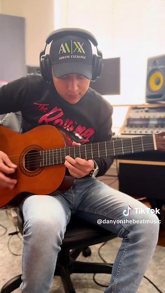 Tutorial de Requinto: Cómo Tocar 'Fatalidad' de Julio Jaramillo