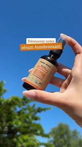 Découvrez notre sérum autobronzant Comme Avant ☀️ Parfait pour un teint homogène et un joli bronzage, sans exposition au soleil ✨ 🪄 Facile à appliquer 💆 Teint naturellement hâlé et uniforme 💧 Hydrate et nourrit la peau 🤝 Fabriqué dans notre atelier à Marseille ✅ Composition 100% naturelle ❌ Sans silicones, sans huile minérale Vous allez l’adorer ! Retrouvez-le déjà dans nos boutiques et sur notre site internet https://www.comme-avant.bio/pages/serum-visage-corps-naturel-autobronzant #commeav