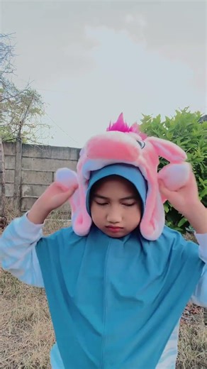 Gak tau warna🫣#comedy #ytshorts #trendingshorts #funny