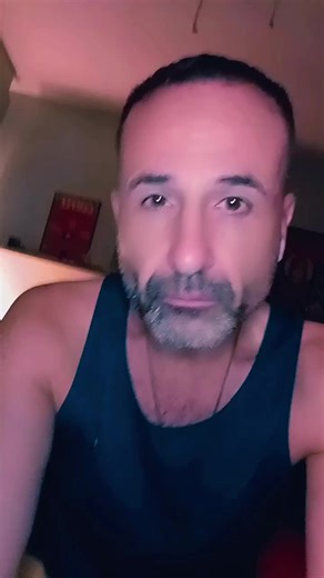 Videos de Snah Snah (@snah_snah_oficial) con “Mariners Apartment Complex - Lana Del Rey”