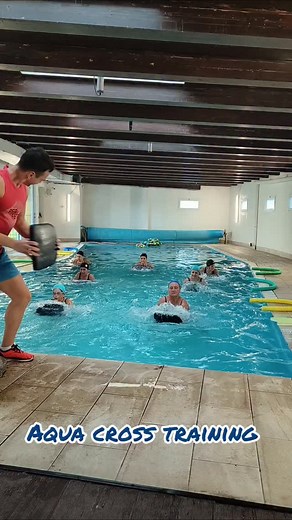 🏋🏻‍♂️ AQUA CROSS TRAINING 🌊 #aquacross #aquacrosstraining #watercross #watercrosstraining #crosstraining #masterclubtorino #masterclub #torino | Adrian Iancu
