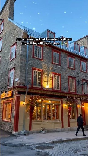 Quebec City at Christmas time is absolutely magical 🥹♥️ #quebeccity #christmas #canada #travel