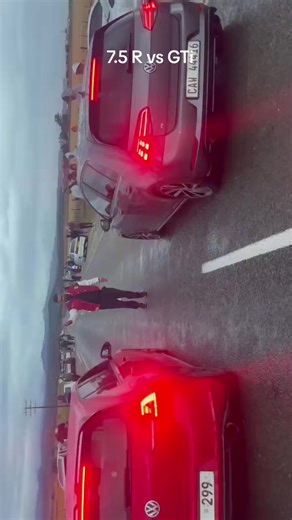 7.5 R vs Golf 7 GTi: A Comprehensive Comparison