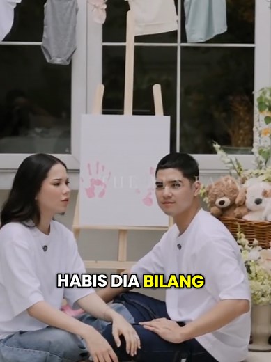 Gender Reveal Alyssa dan Al: Kado Boneka Lucu!