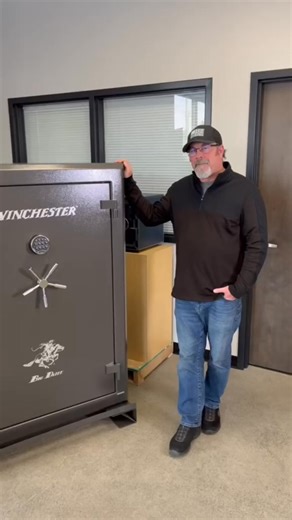TRACTOR SUPPLY is giving away the Winchester Gun Safe for just $14 as part of their start of hunting season promo! They’re clearing out warehouses before the start of hunting season — limited stock left! Available for U.S. residents aged 40 Click Apply Now, answer 4 short questions, and see if you qualify! | Smart Promotions