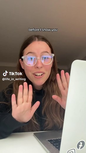 Freelance writing tools ✍️ Contra makes invoicing so easy! Keep track of your money and projects all in one place 😊 Follow for more freelance copywriting tips! #freelancewriter #freelancecopywriting #freelancetools #freelancersoftiktok #makemoneywriting