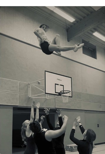 Mastering Cheerleading Stunts: Tips for Flyers
