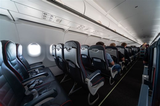 Commercial pilot explains what the random ding noises mean during a flight