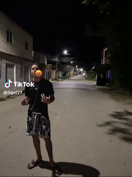 Os vídeos de ligui_ (@ligui77) com som original - ht 愛