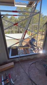 I’m fabricating my own built-out dumbwaiter and wardrobe for my container house 😍🤌